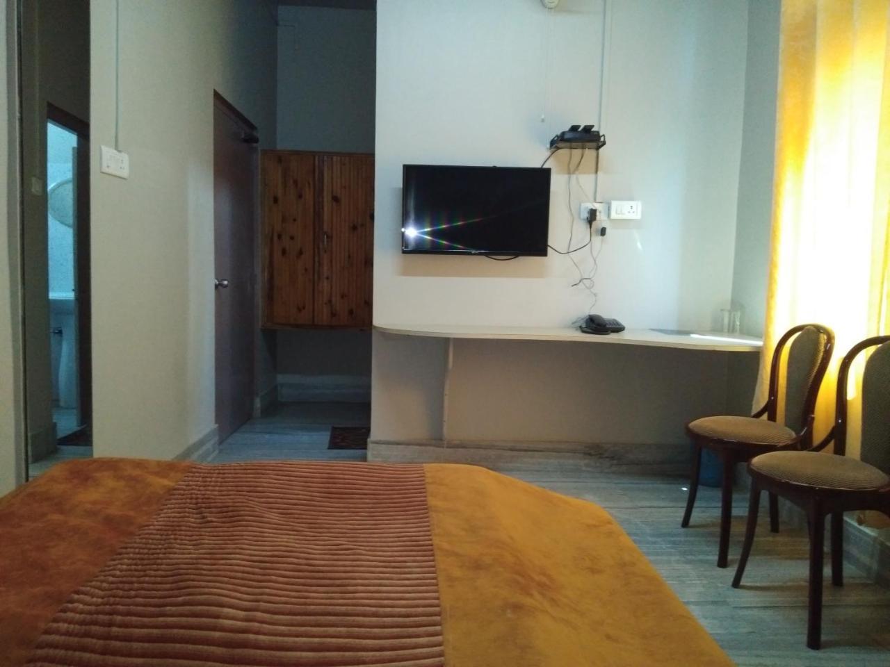 Hotel Pine Kohima 외부 사진